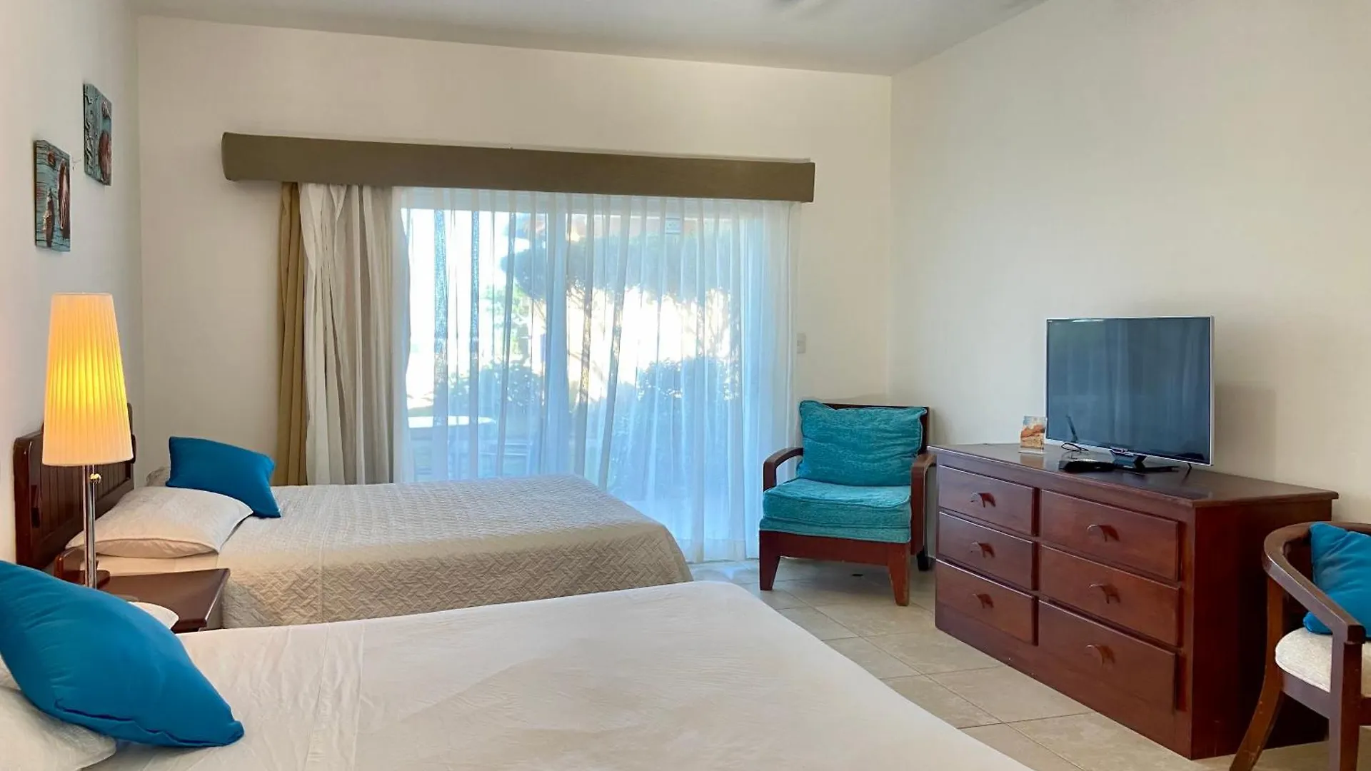 Agualina Kite Hotel Oceanfront Apartments Cabarete