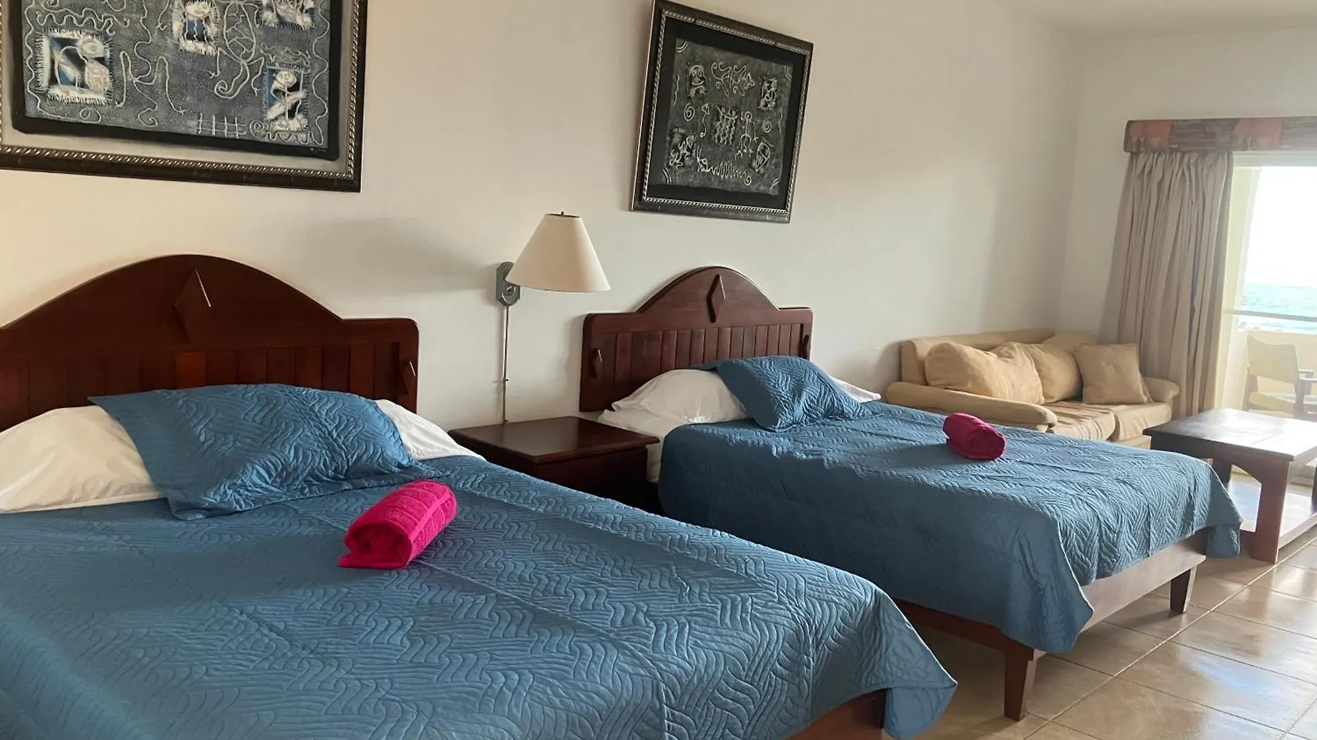 Agualina Kite Hotel Oceanfront Apartments Cabarete